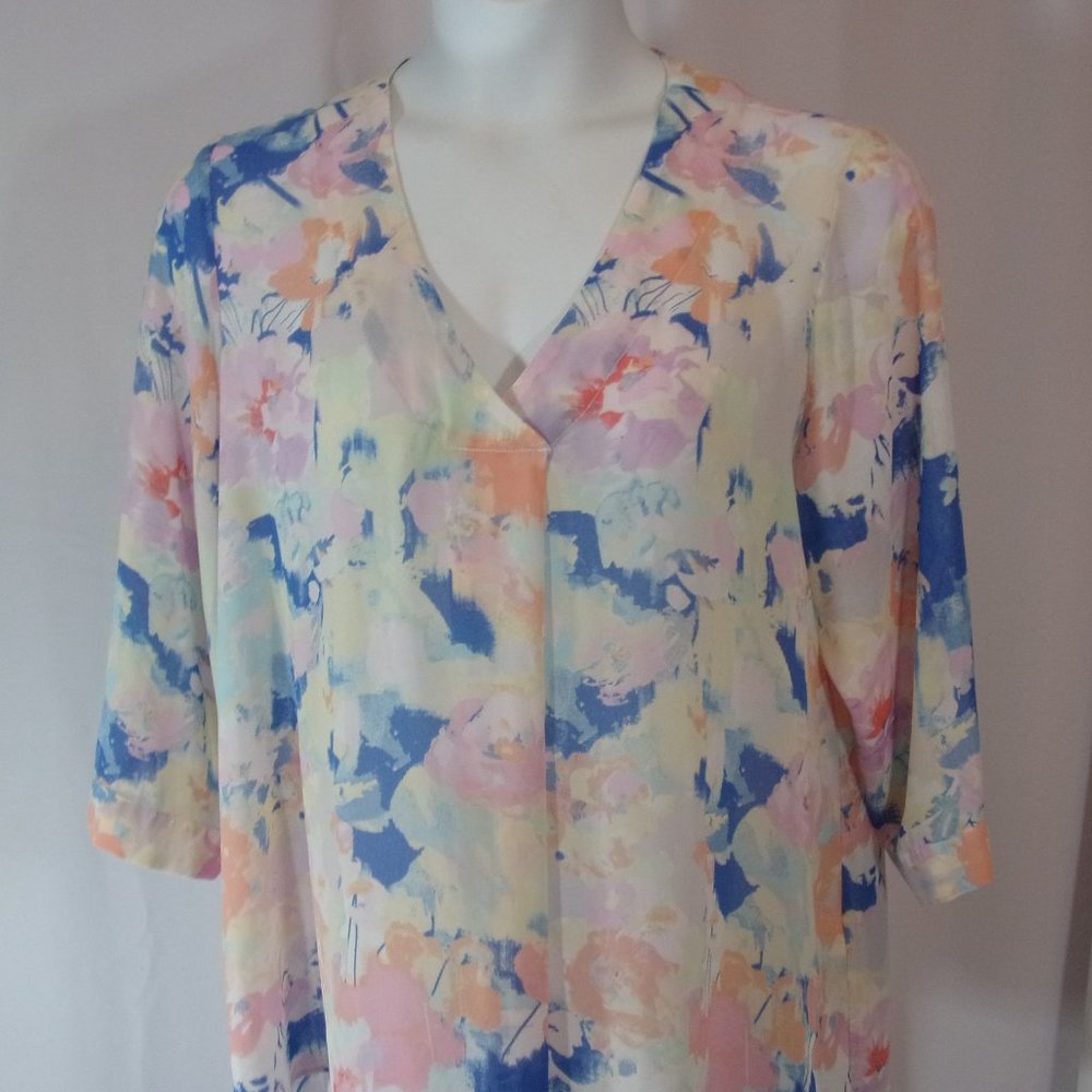 Summer Ready Light and Airy Floral Print Size 1X P